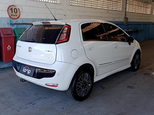 Vehicle_photo_4