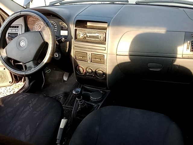 Vehicle_photo_7