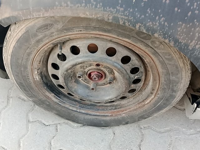 Vehicle_photo_13