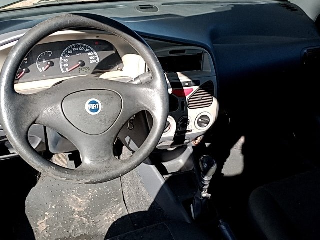 Vehicle_photo_7