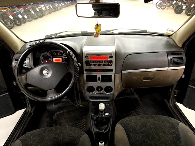 Vehicle_photo_7