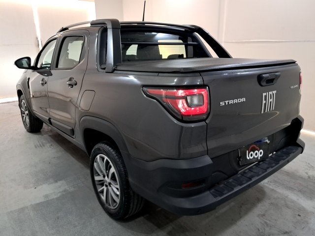 FIAT STRADA 1.3 FIREFLY FLEX VOLCANO CD CVT Traseira Motorista