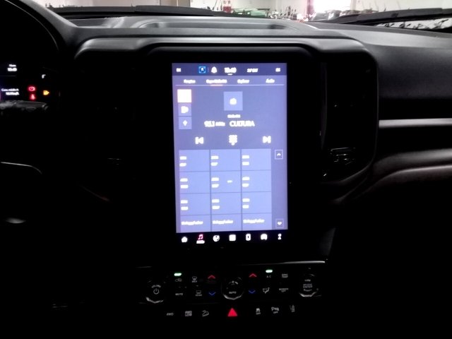 Vehicle_photo_6