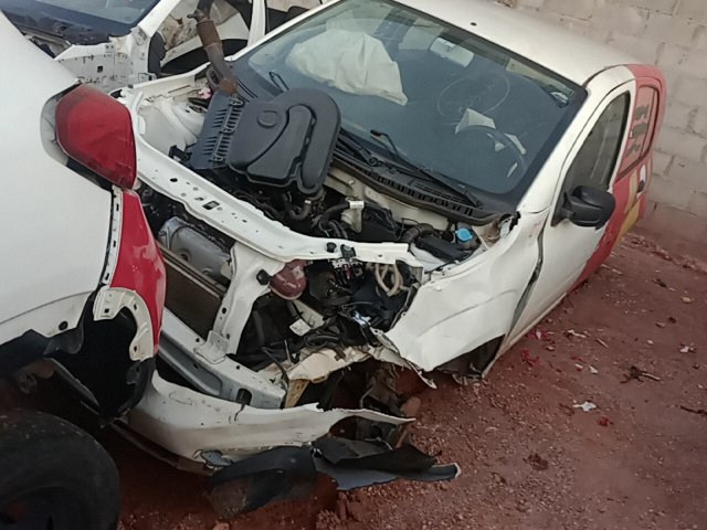 Fiat Uno Attractive 1.0 2020/2021 Sucata
