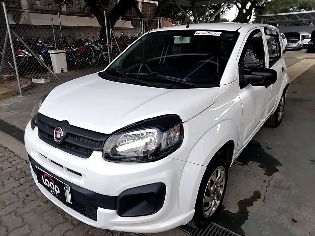 Fiat Uno Attractive 1.0 2021 Branco com Amassados