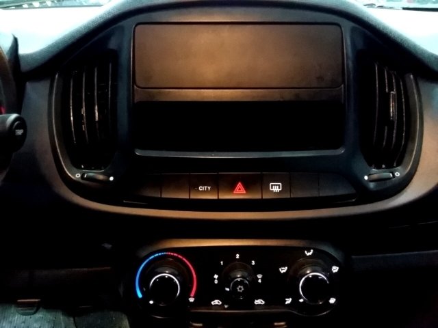 Vehicle_photo_6