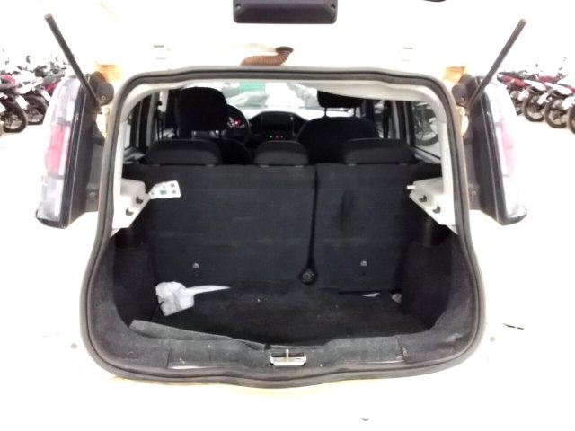 Vehicle_photo_11