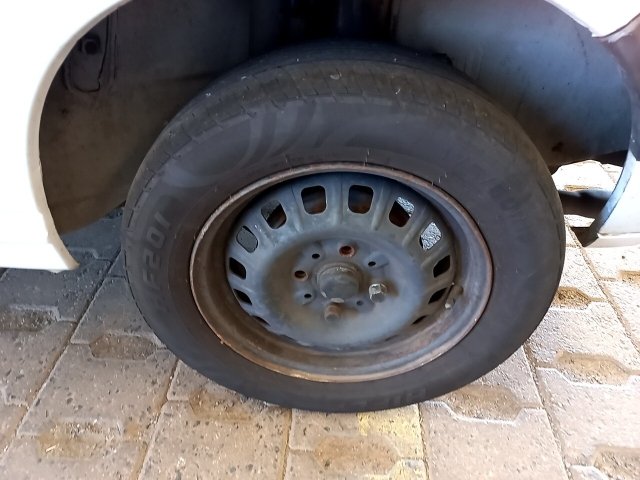 Vehicle_photo_15