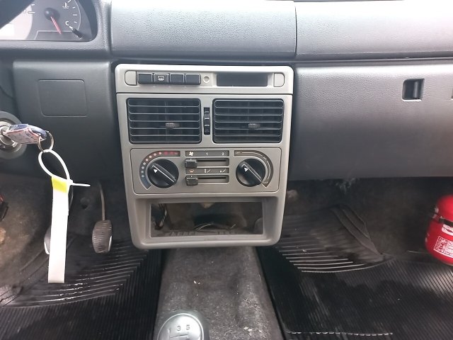 Vehicle_photo_6