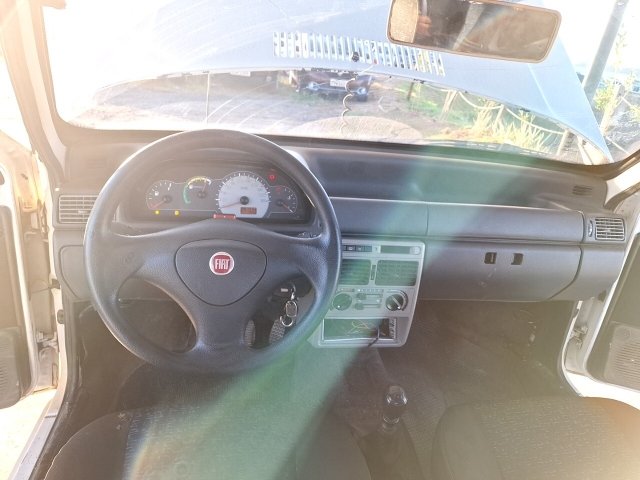 Vehicle_photo_7