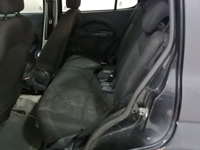 Vehicle_photo_10