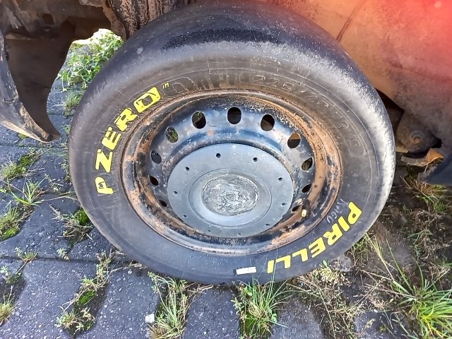 Vehicle_photo_16