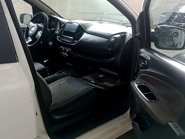 Vehicle_photo_9