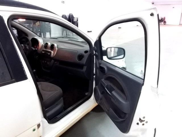 Vehicle_photo_9