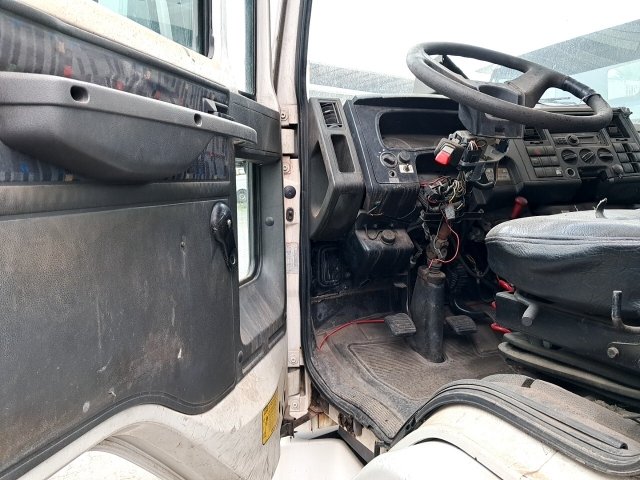 Vehicle_photo_17