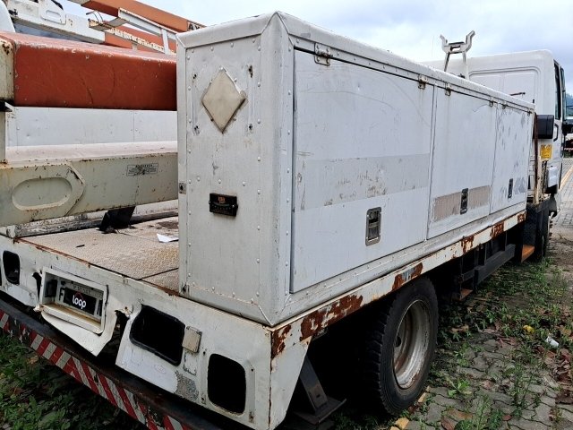 Vehicle_photo_4