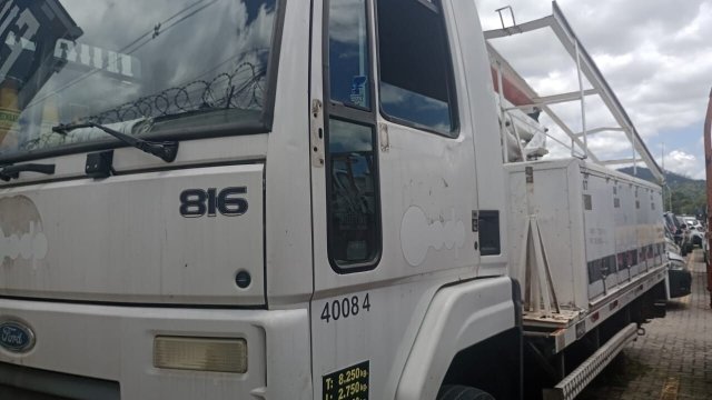 Veículo FORD Cargo Ford Cargo 816 S 2013 2013 em leilão