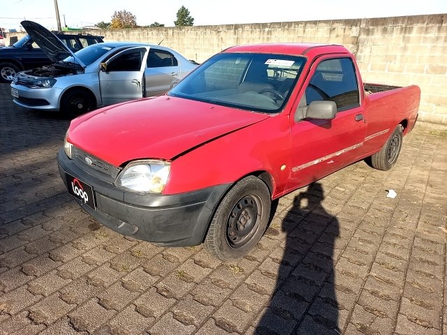 Veículo Ford Courier Ford Courier 1.6 L 2006 Conservado com avarias 2006 em leilão