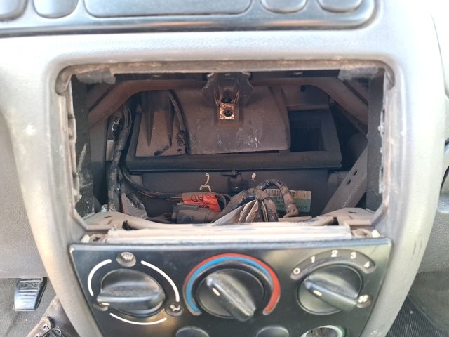 Vehicle_photo_6