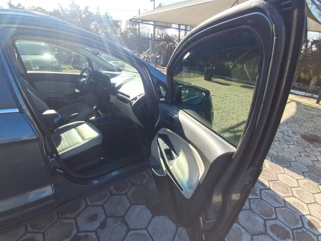 Vehicle_photo_12
