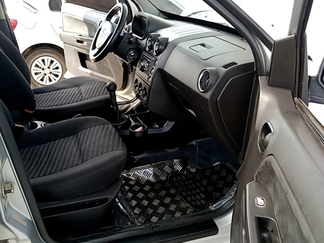 Vehicle_photo_9