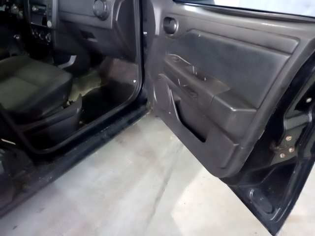 Vehicle_photo_9