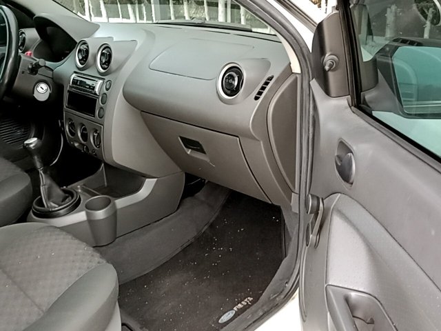 Vehicle_photo_9