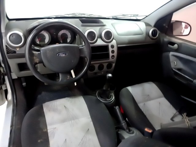 Vehicle_photo_7