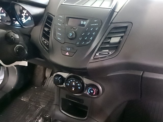 Vehicle_photo_6
