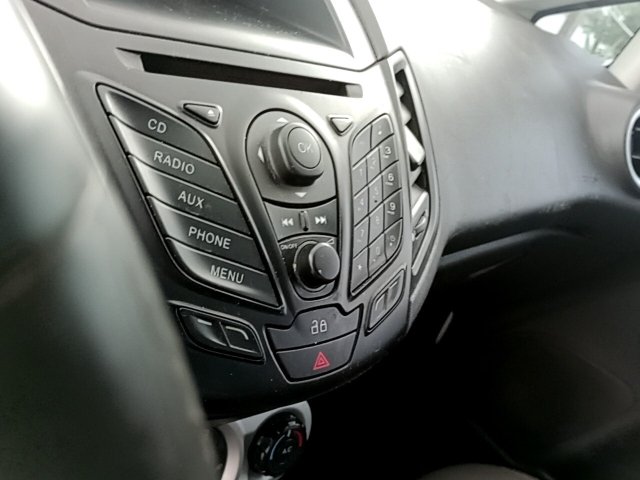 Vehicle_photo_6