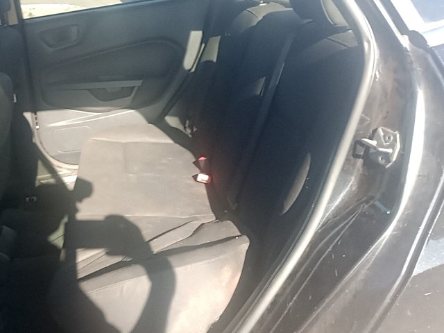 Vehicle_photo_10