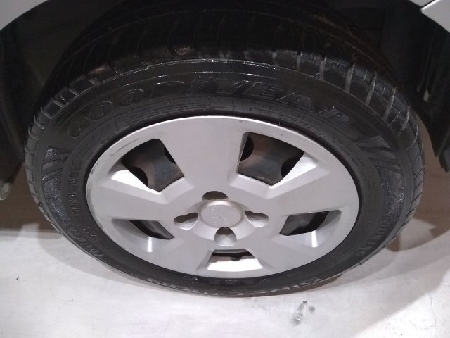Vehicle_photo_14