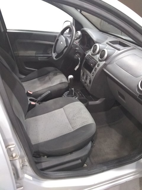 Vehicle_photo_9