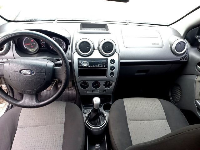 Vehicle_photo_7