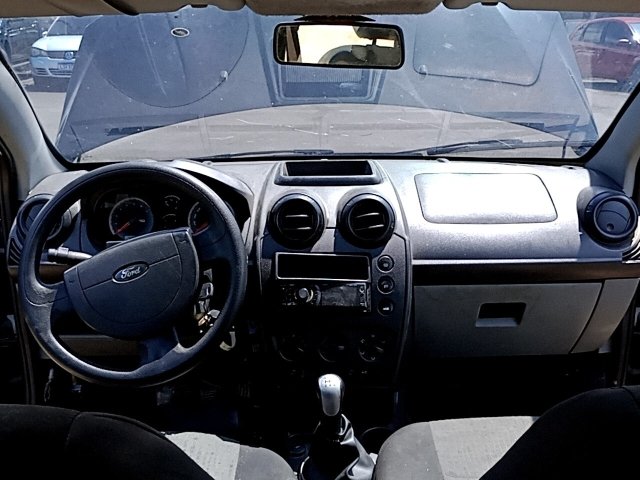 Vehicle_photo_7