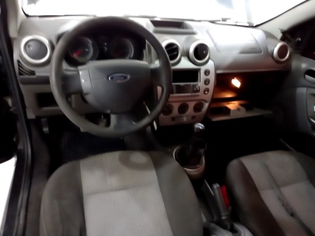 Vehicle_photo_7
