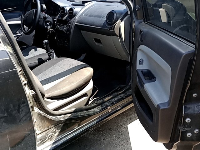 Vehicle_photo_11