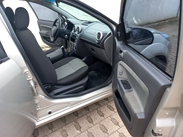 Vehicle_photo_9