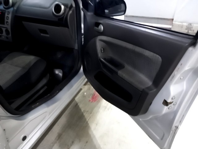 Vehicle_photo_9