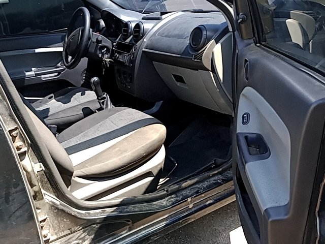 Vehicle_photo_10