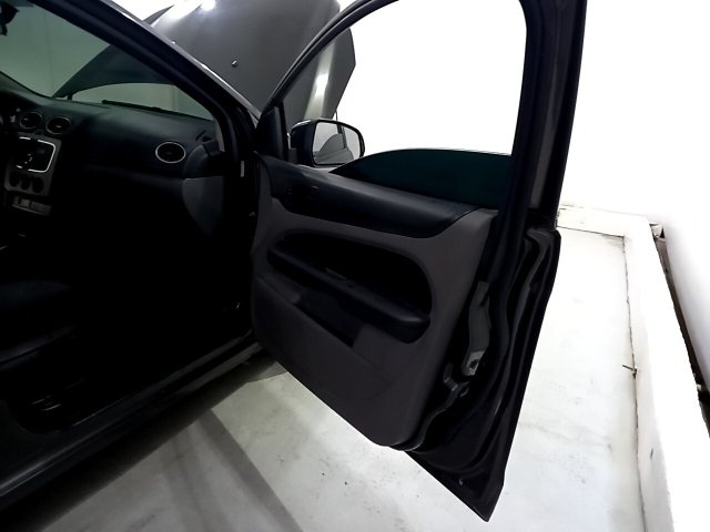 Vehicle_photo_9