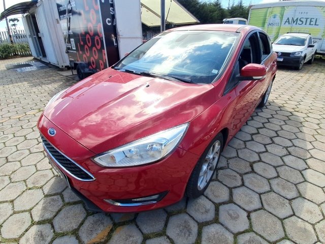 FORD FOCUS SE AT 2.0HC Frente Motorista