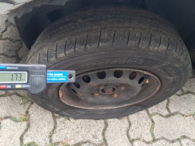 Vehicle_photo_38