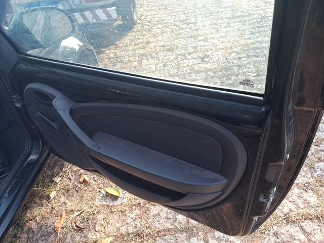 Vehicle_photo_9