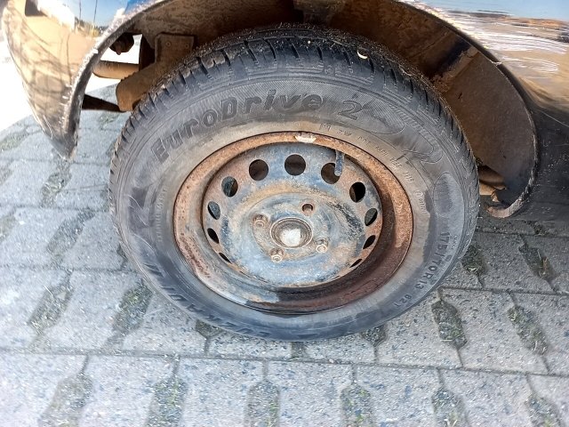 Vehicle_photo_16