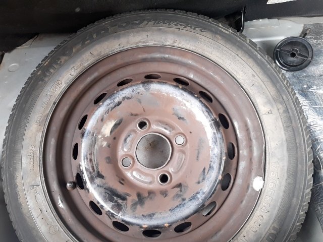 Vehicle_photo_17