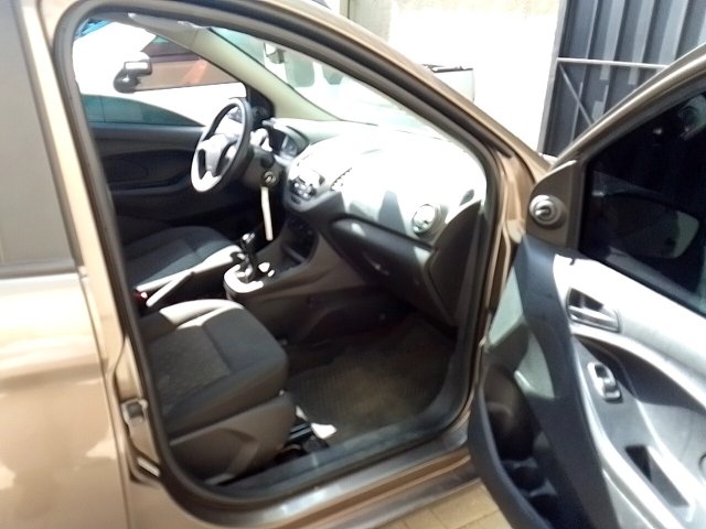 Vehicle_photo_9