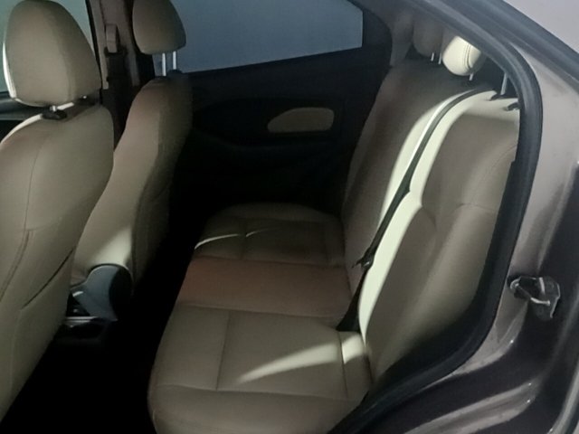 Vehicle_photo_10
