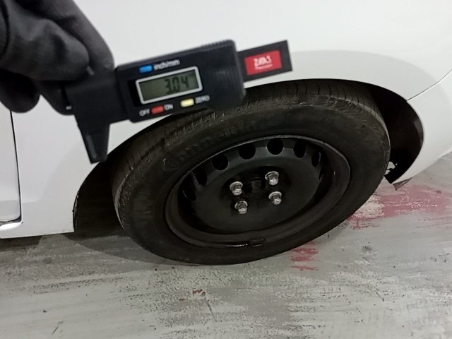 Vehicle_photo_14