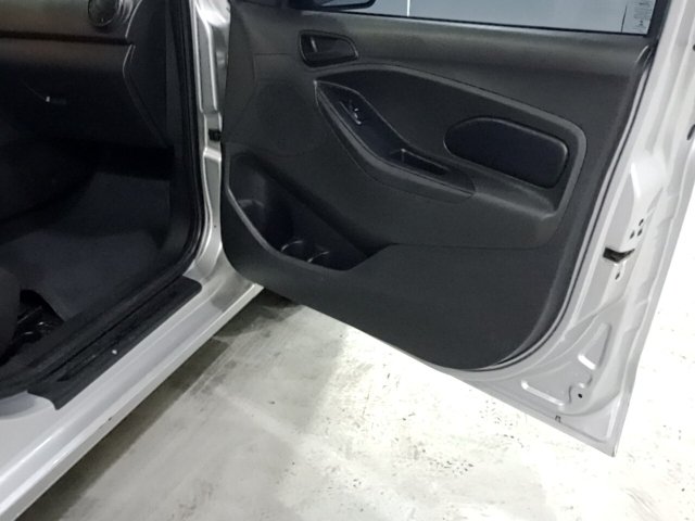 Vehicle_photo_9